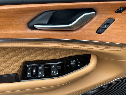 Certified 2023 Jeep Grand Cherokee L Summit image 19