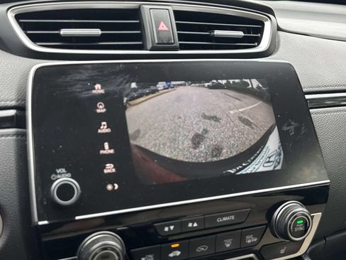 Used 2018 Honda CR-V Touring image 5