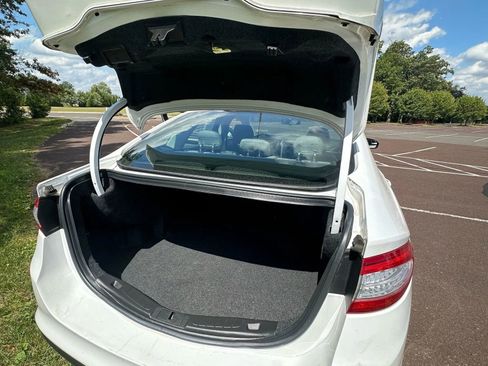 Used 2016 Ford Fusion S image 13