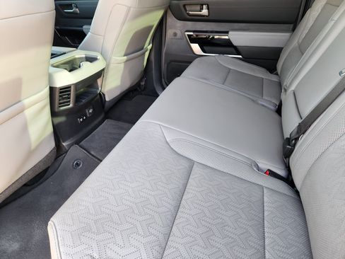 Used 2024 Toyota Tundra Limited w/ Power Package image 37