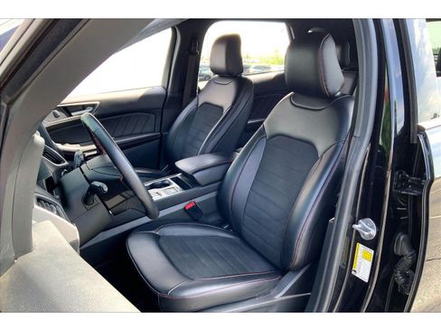 Used 2023 Ford Edge ST-Line AWD/4WD image 24