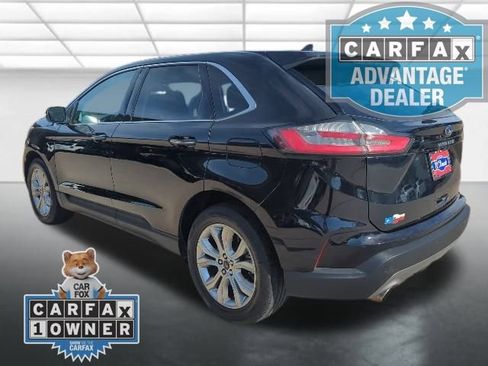 Used 2024 Ford Edge Titanium image 2