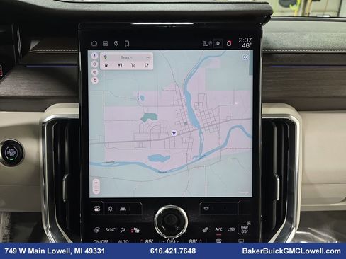 Used 2024 GMC Acadia Denali w/ Super Cruise Package image 28