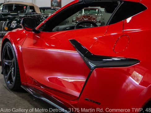 Used 2023 Chevrolet Corvette Z06 w/ Z07 Performance Package RWD image 23