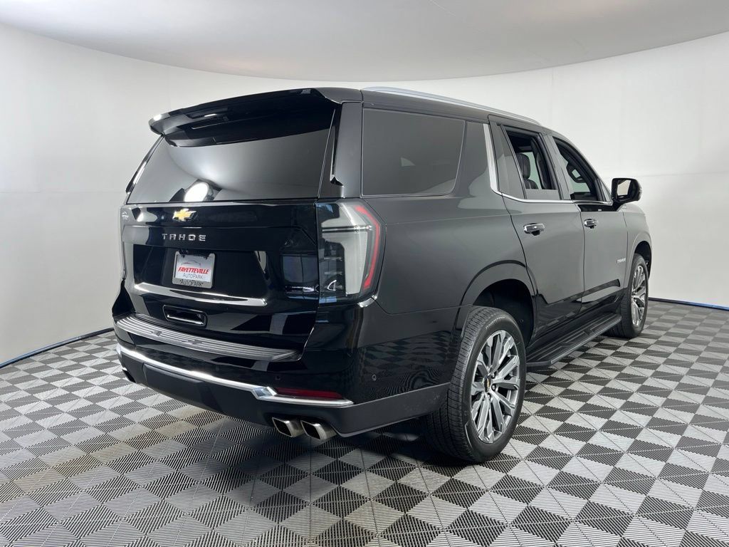 Certified 2025 Chevrolet Tahoe High Country AWD/4WD image 15