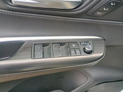 Used 2024 Toyota Venza Nightshade AWD/4WD image 24