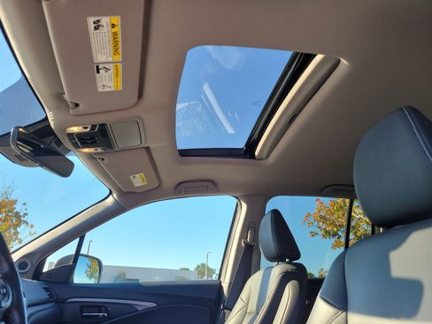 Used 2023 Honda Ridgeline RTL-E image 21