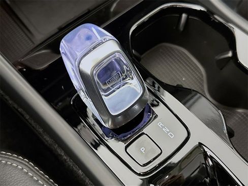 Certified 2026 Volvo XC40 B5 Plus w/ Protection Package image 17