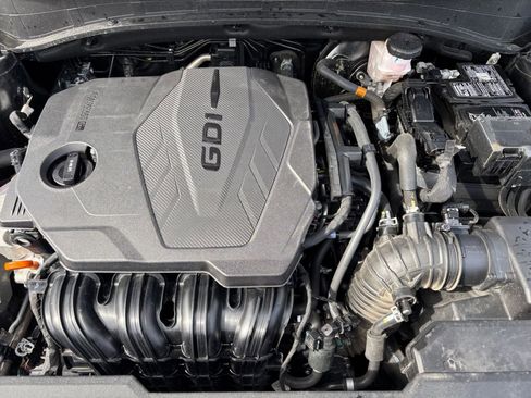 Used 2025 Kia Sportage LX image 30