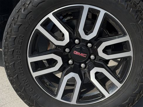 Used 2020 GMC Sierra 1500 AT4 w/ AT4 Preferred Package image 10