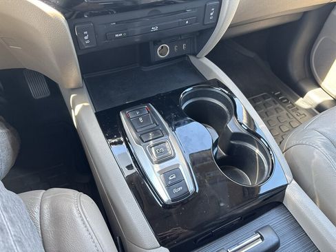 Used 2016 Honda Pilot Touring image 46