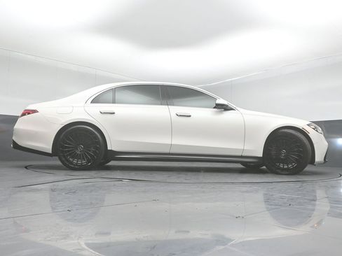 Used 2022 Mercedes-Benz S 500 4MATIC image 36