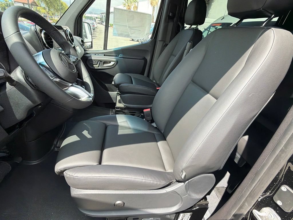 New 2026 Mercedes-Benz Sprinter 2500 image 23