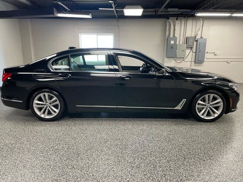Used 2018 BMW 750i xDrive AWD/4WD image 5