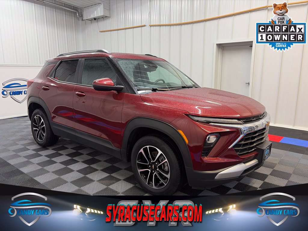 Used 2025 Chevrolet TrailBlazer LT AWD/4WD image 1
