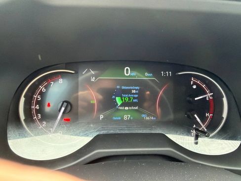 Used 2025 Toyota RAV4 LE FWD image 18
