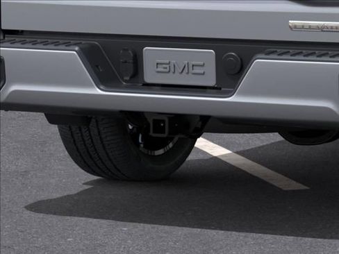 New 2026 GMC Sierra 1500 Elevation w/ Elevation Select Package AWD/4WD image 17
