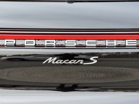 New 2026 Porsche Macan S image 26