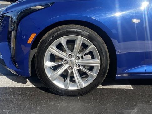 Used 2025 Cadillac CT5 Premium Luxury image 10