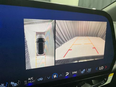 Used 2025 Chevrolet Blazer EV RS AWD/4WD image 19