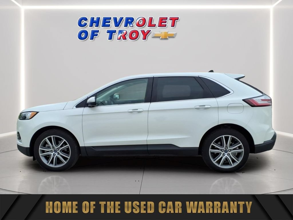 Used 2022 Ford Edge Titanium w/ Cargo Accessory Package AWD/4WD image 5
