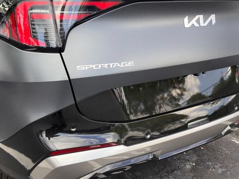 Used 2026 Kia Sportage SX Prestige AWD/4WD image 9