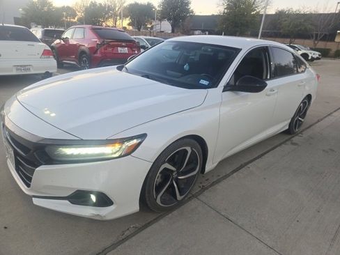 Used 2021 Honda Accord Sport Special Edition image 6