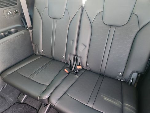 New 2026 Kia Sorento S w/ S Panoramic Sunroof Package image 21