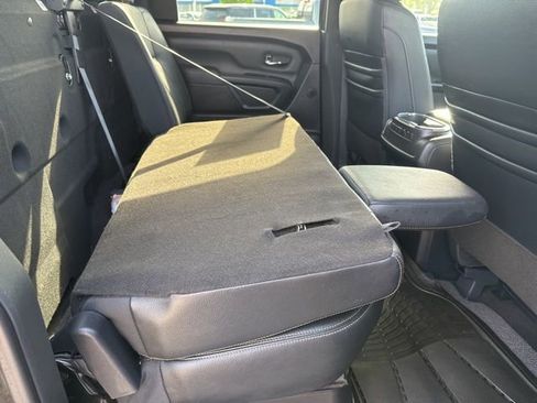 Used 2019 Nissan Titan SL w/ Midnight Edition AWD/4WD image 52