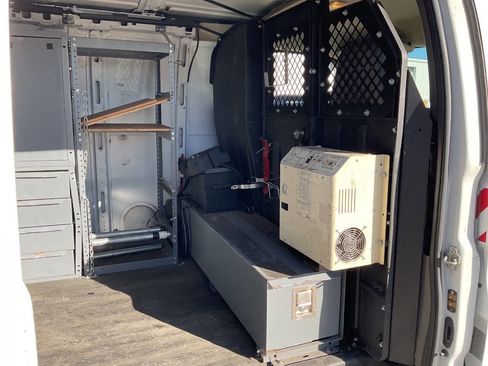 Used 2009 Chevrolet Express 2500 image 14