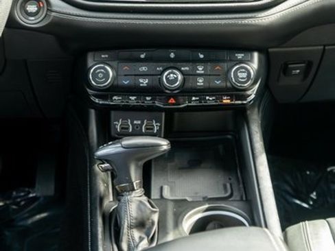 Used 2022 Dodge Durango GT image 15