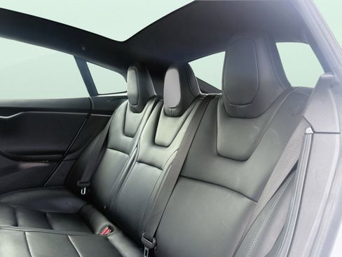 Used 2020 Tesla Model S Long Range image 21