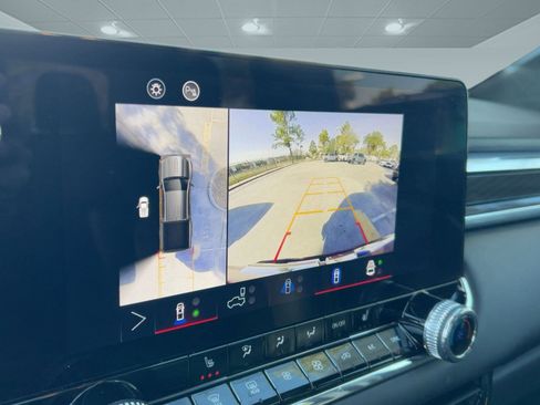 Certified 2025 GMC Canyon Elevation w/ Convenience Package image 25