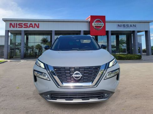 Used 2022 Nissan Rogue SL FWD image 5