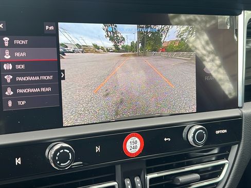 New 2026 Porsche Macan AWD/4WD image 29