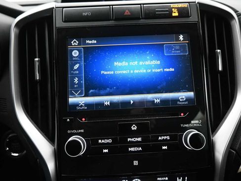 Used 2022 Subaru Ascent Premium w/ Convenience Package image 18