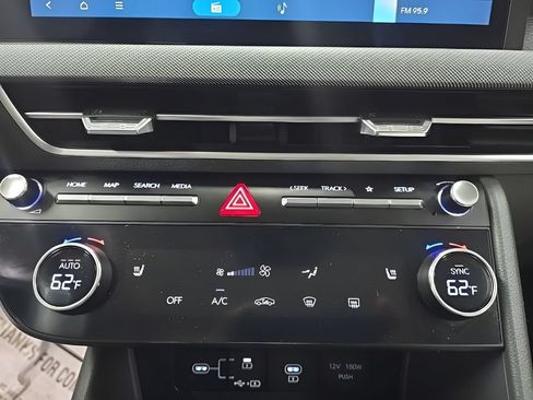 Used 2025 Hyundai Sonata SEL FWD image 34