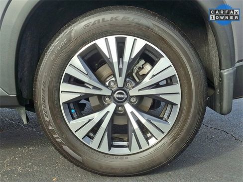 Used 2022 Nissan Rogue SV w/ SV Premium Package image 8