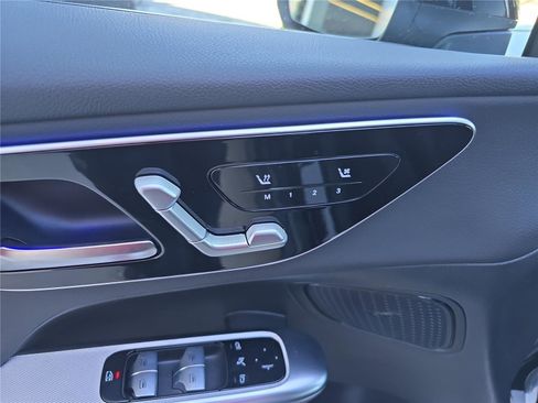 Used 2026 Mercedes-Benz GLC 300 4MATIC image 21