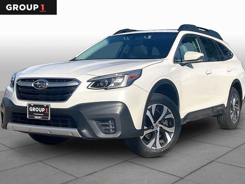 Used 2022 Subaru Outback Limited w/ Popular Package #2 AWD/4WD image 1