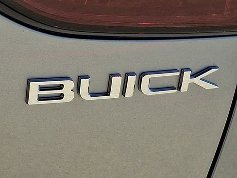 Used 2025 Buick Envision Sport Touring image 32