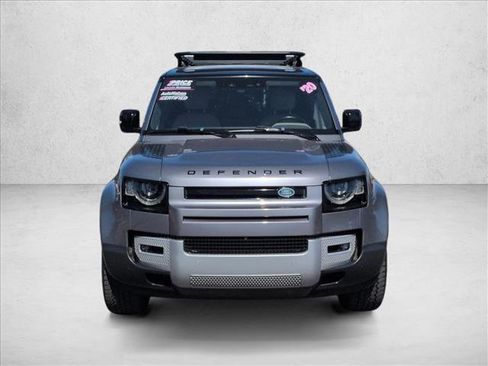 Used 2020 Land Rover Defender 110 HSE AWD/4WD image 3