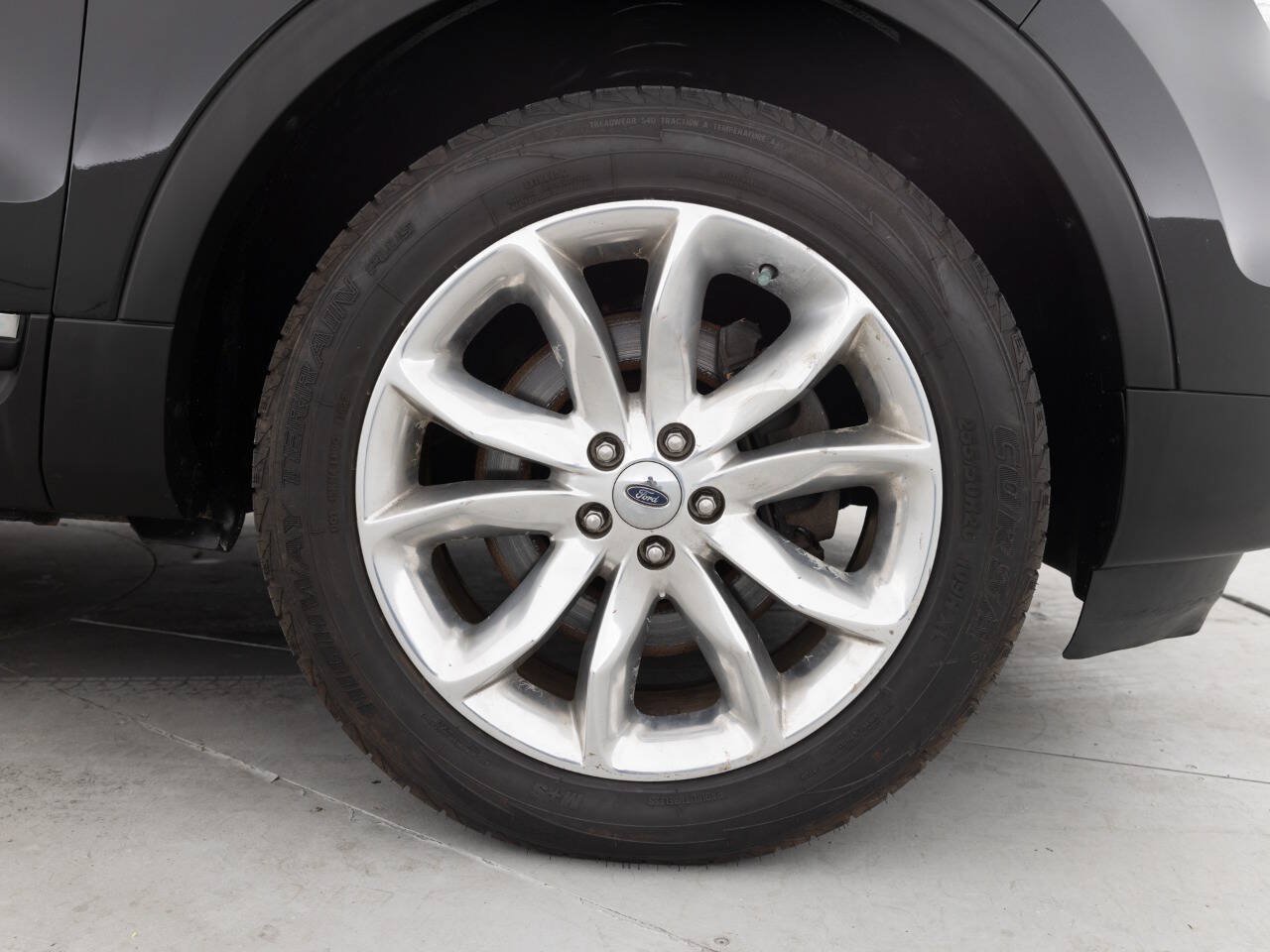 Used 2015 Ford Explorer Limited w/ Equipment Group 301A AWD/4WD image 18
