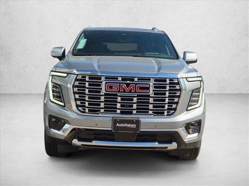 New 2026 GMC Yukon Denali w/ Denali Reserve Package AWD/4WD image 5