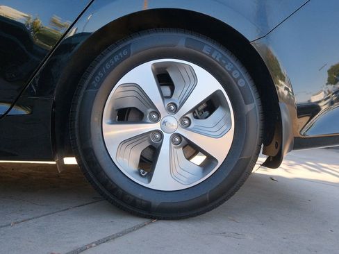 Used 2015 Kia Optima LX w/ Hybrid Convenience Package image 39