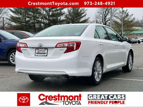 Used 2013 Toyota Camry XLE w/ Leather Pkg image 3