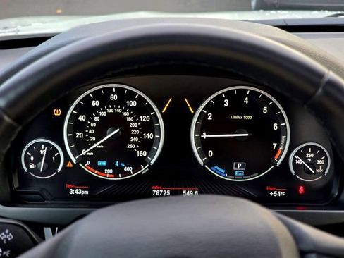 Used 2017 BMW X5 xDrive40e image 14