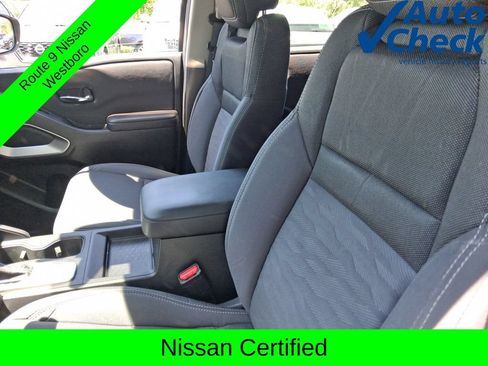 Certified 2023 Nissan Frontier SV w/ Technology Package AWD/4WD image 18