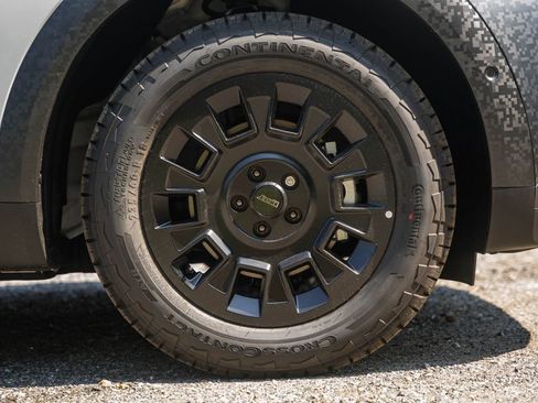 New 2025 Hyundai Ioniq 5 XRT image 17