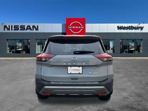 Used 2023 Nissan Rogue SL w/ SL Premium Package image 6
